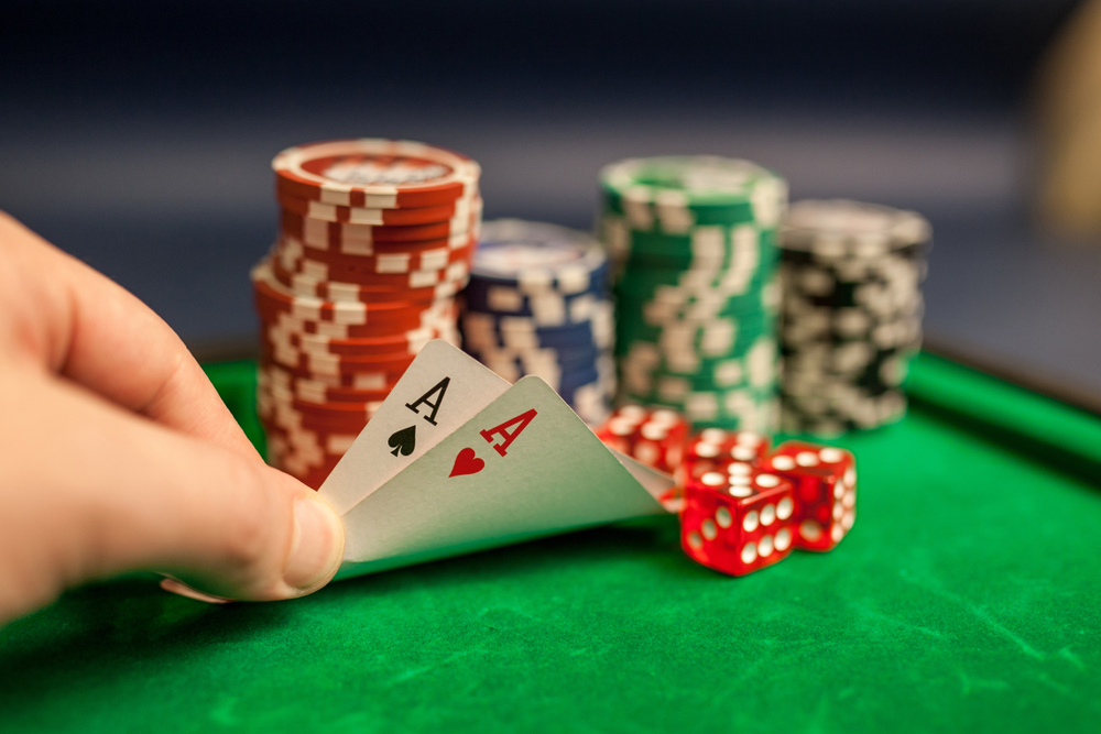 Play and earn real money by playing online casino games